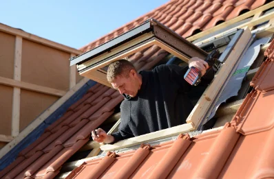 Pose de fenêtres de toit Velux à Chaon